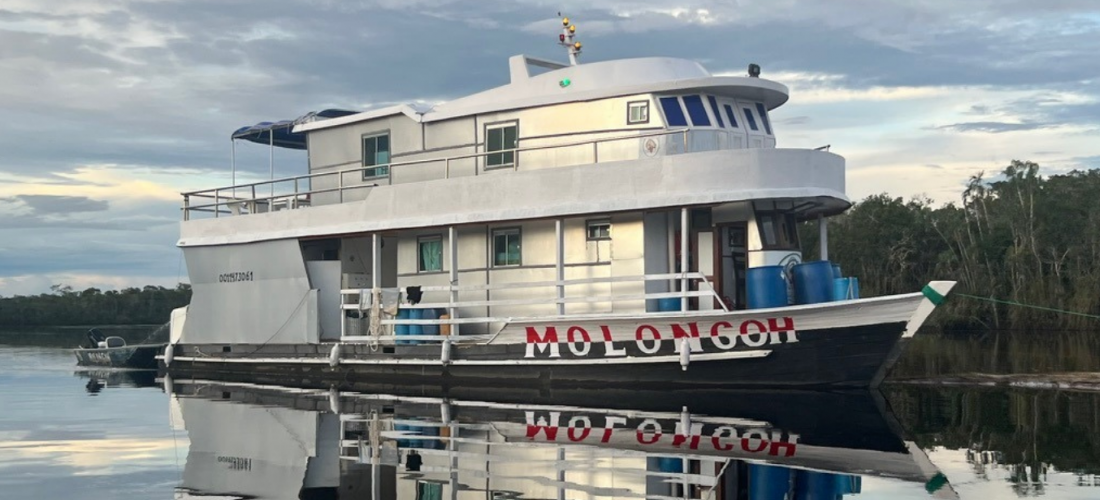 BARCO HOTEL  MOLONGOH