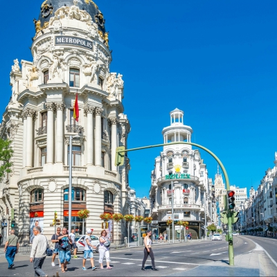 BRASILEIROS NAS MARAVILHAS FRANCESAS COM MADRI